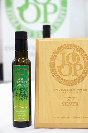 DSC09900 (683x1024).jpg